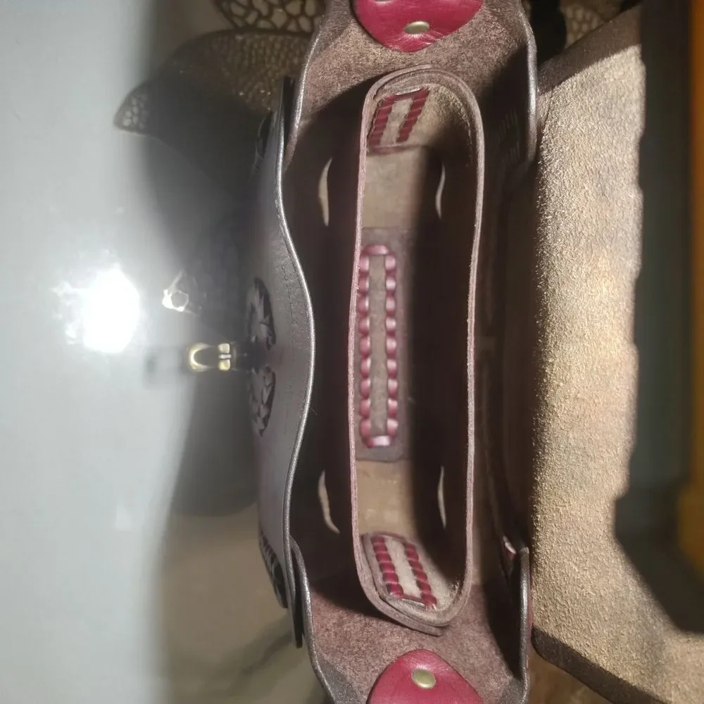 Elegant Burgundy Leather Bag